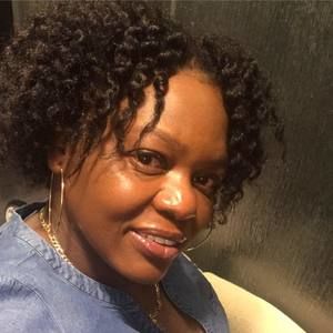 Meet your Posher, Crystal